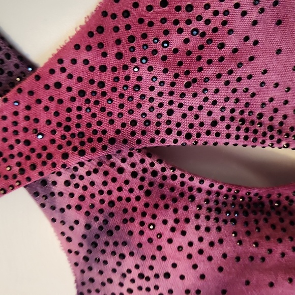 Vocal black diamond keyhole stretch top - Picture 3 of 8